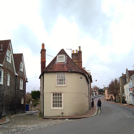 Bottleneck House